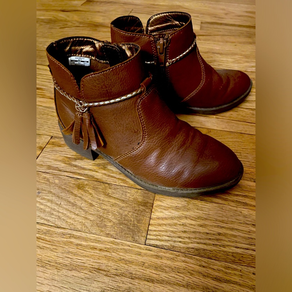 OshKosh Brown Booties Size 1